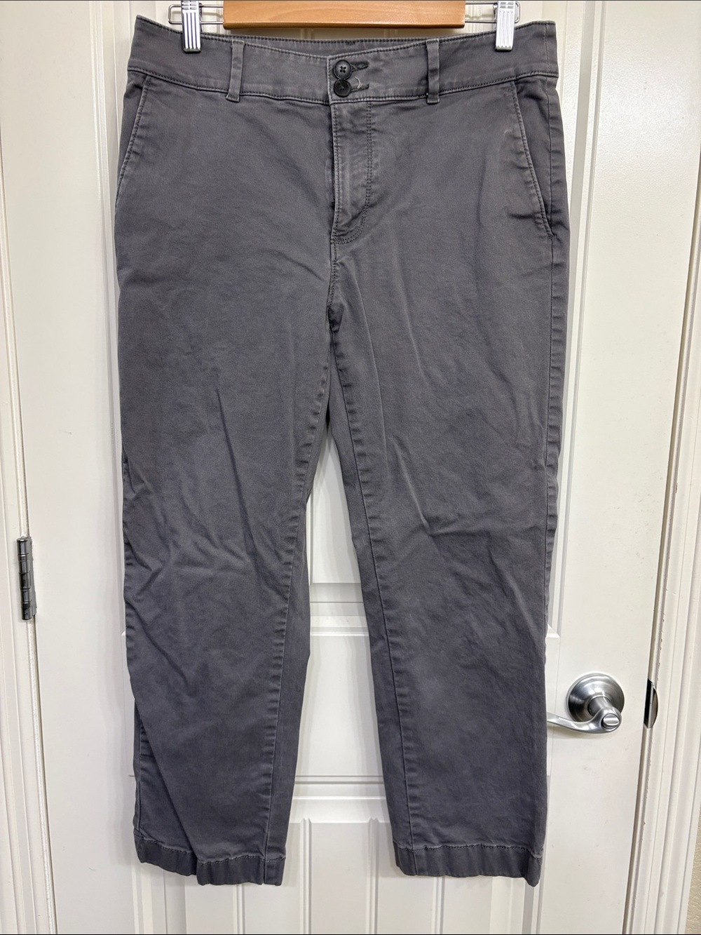 LOFT Slim Straight Leg Women's Pants in Charcoal Gray